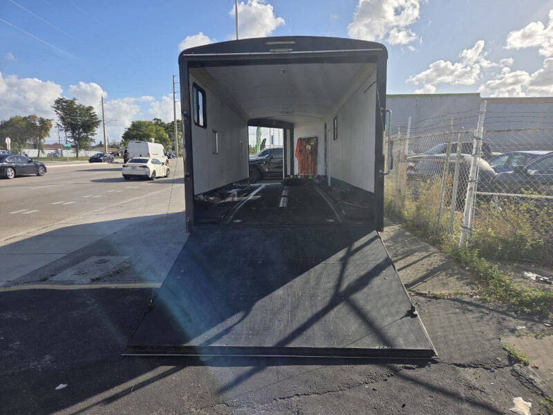 2017 TNT TRAILER V28 FT CAR HOULER