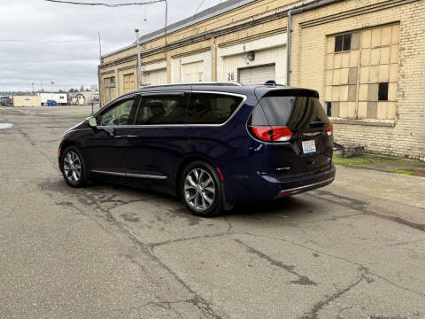 2017 Chrysler Pacifica Limited