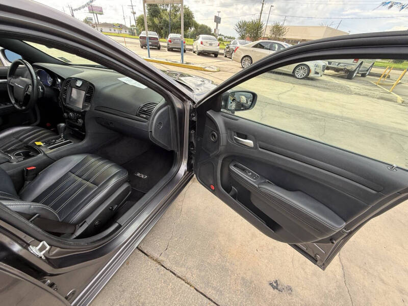 2013 Chrysler 300 S