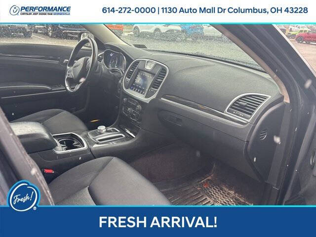 2018 Chrysler 300 Touring