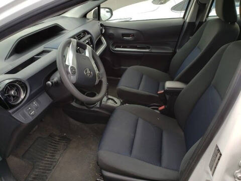 2015 Toyota Prius c Three