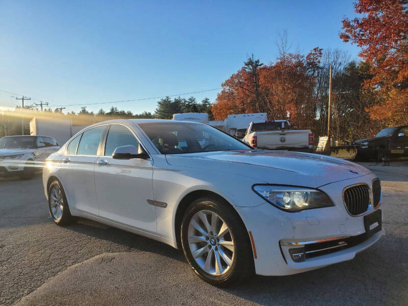 2013 BMW 7 Series 740i photo 3