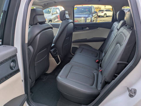 2020 Lincoln Nautilus Reserve