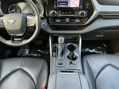 2020 Toyota Highlander XLE