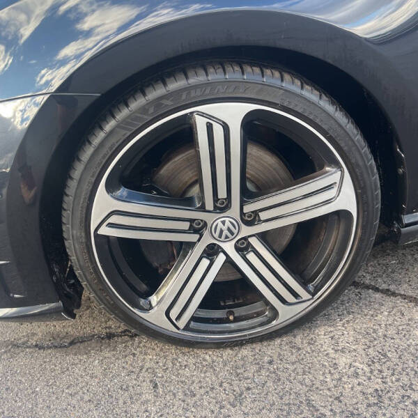 2016 Volkswagen Golf R 4Motion