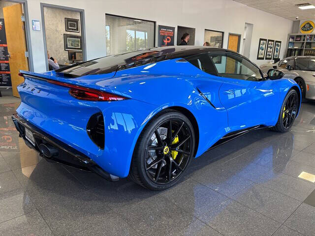 2025 Lotus Emira 11