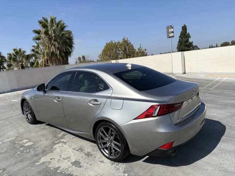 2015 Lexus IS 250
