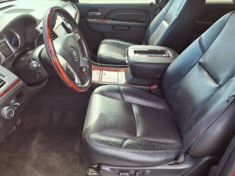 2012 Cadillac Escalade Luxury