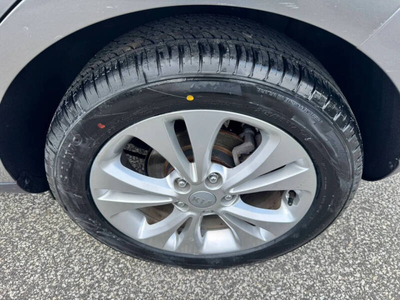 2014 Kia Soul +