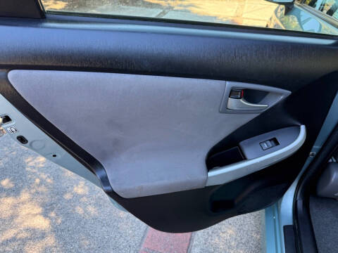 2015 Toyota Prius Three
