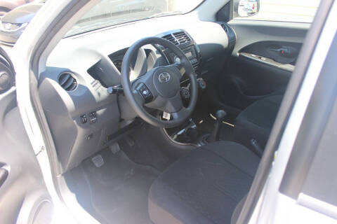 2010 Scion xD