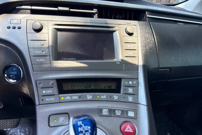 2015 Toyota Prius Three