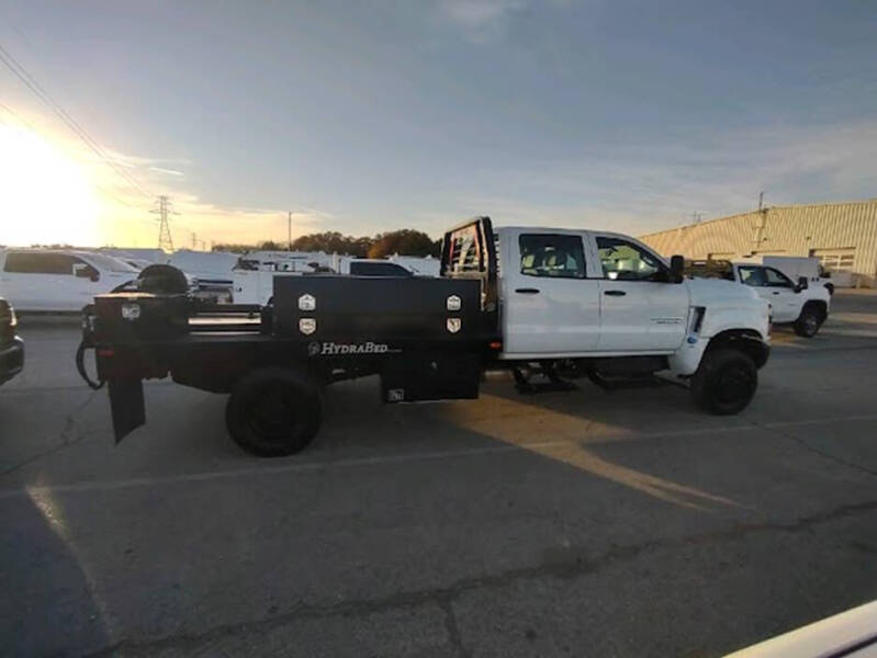 2022 Chevrolet Silverado 5500HD