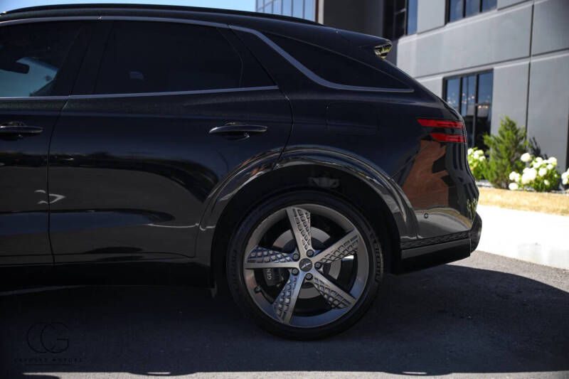2023 Genesis GV70 2.5T Standard