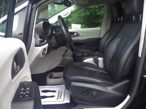 2019 Chrysler Pacifica Touring L