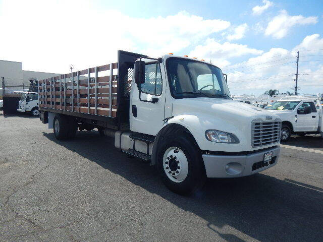 2014 Freightliner M2 106