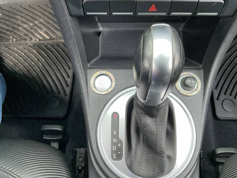 2018 Volkswagen Beetle 2.0T S