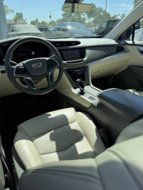 2018 Cadillac XT5 Luxury