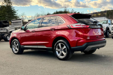 2022 Ford Edge SEL
