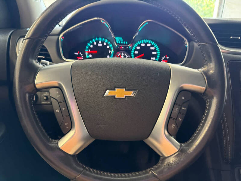 2017 Chevrolet Traverse LT