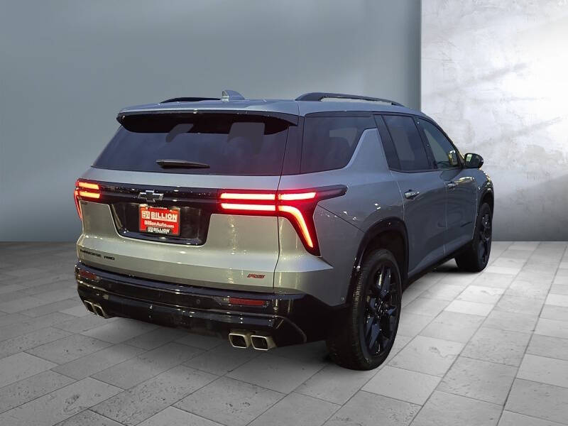 2025 Chevrolet Traverse RS