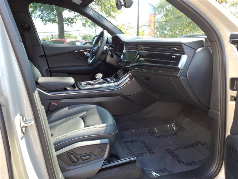 2023 Audi Q7 quattro Premium Plus 45 TFSI