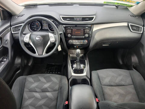 2015 Nissan Rogue S