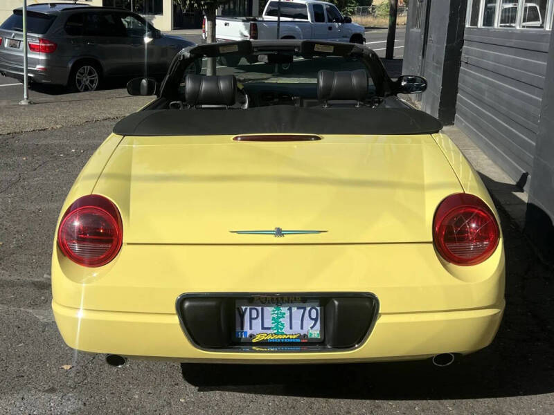 2002 Ford Thunderbird Deluxe