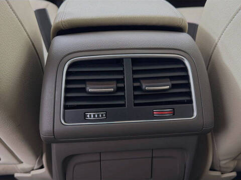 2015 Audi Q5 2.0T quattro Premium Plus