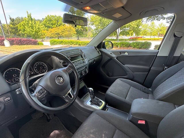 2014 Volkswagen Tiguan SE