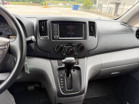 2021 Nissan NV200 S
