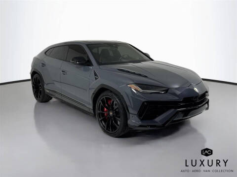 2023 Lamborghini Urus S
