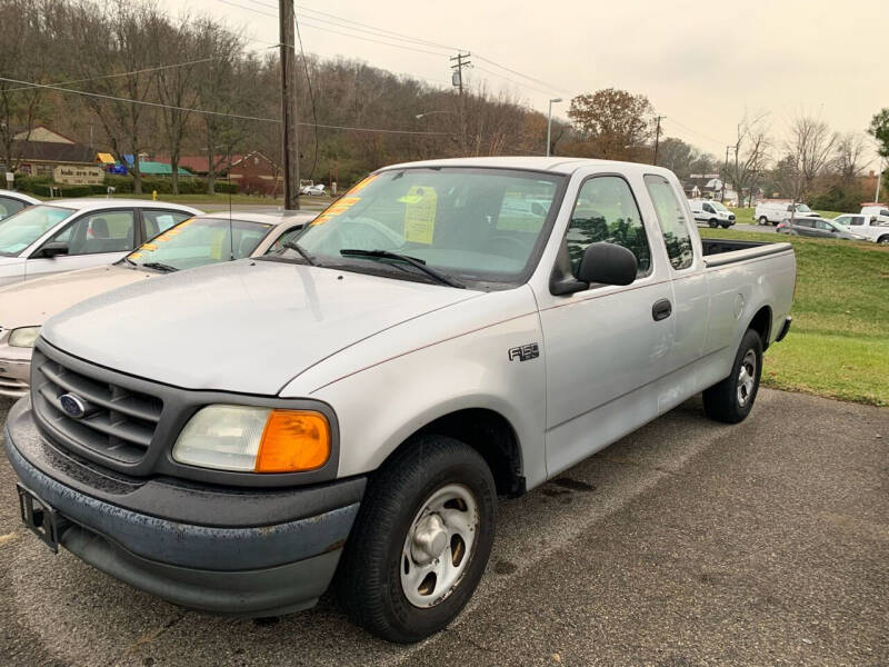 2004 Ford F-150 Heritage for sale at Stuart's Cars in Cincinnati OH