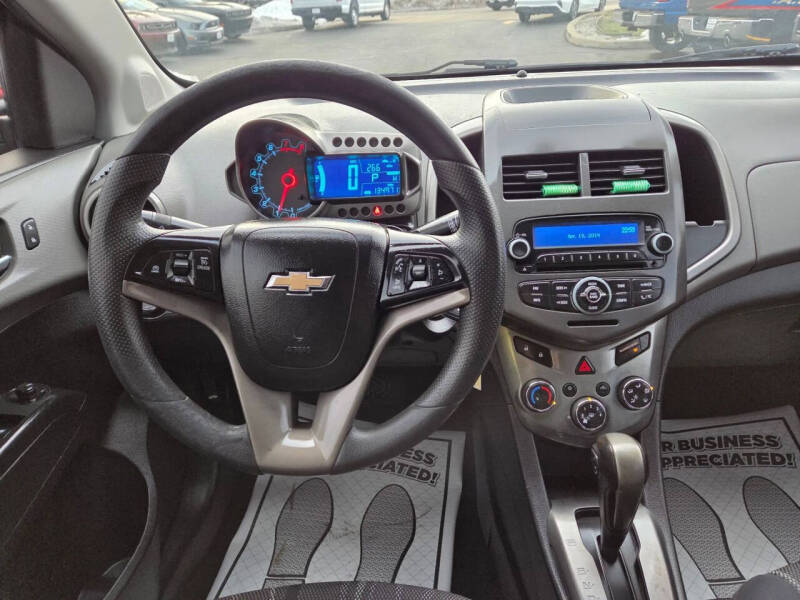 2015 Chevrolet Sonic LT Auto