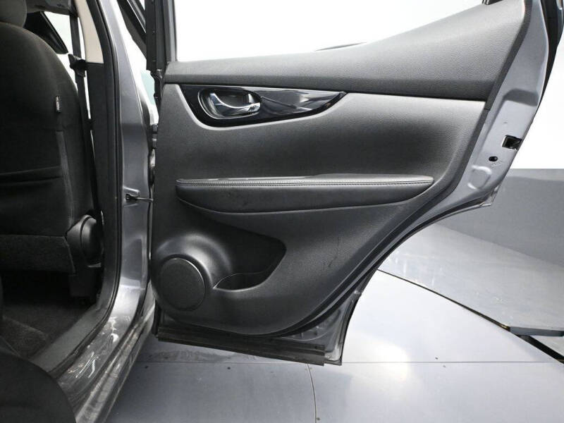 2021 Nissan Rogue Sport SV