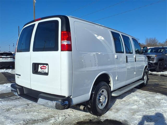 2024 Chevrolet Express 2500
