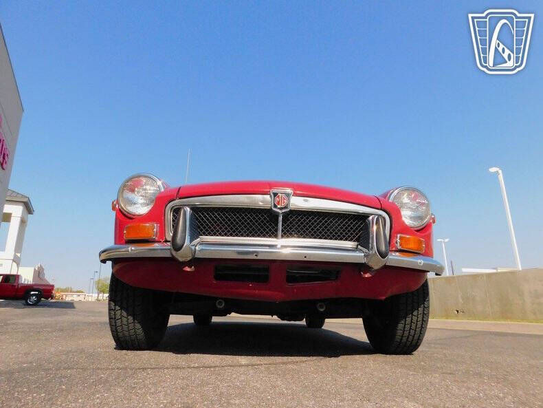 1974 MG B