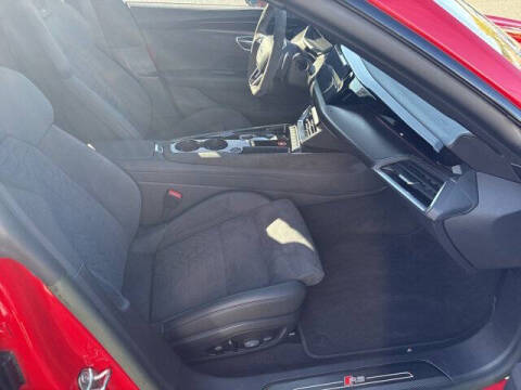 2023 Audi RS e-tron GT quattro