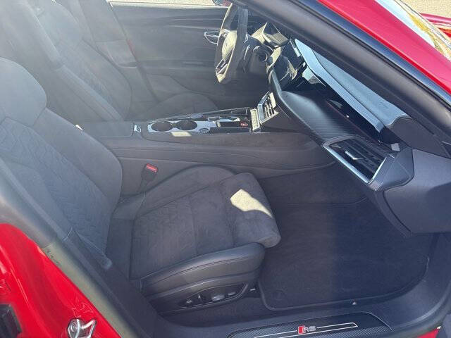 2023 Audi RS e-tron GT quattro