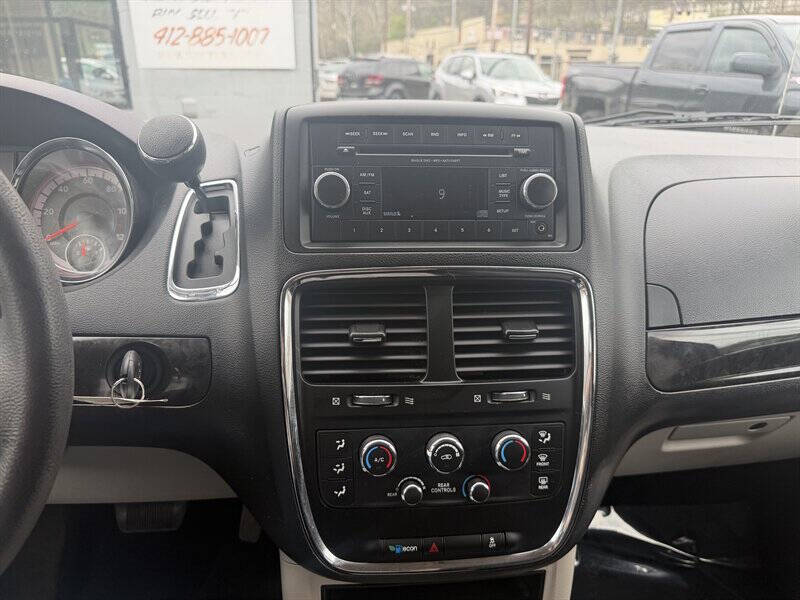 2013 Dodge Grand Caravan SE