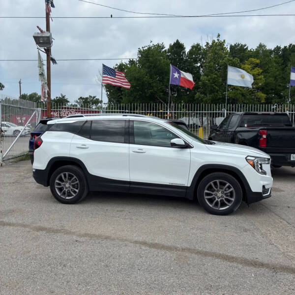 2024 GMC Terrain SLT