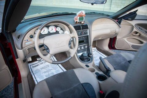 2004 Ford Mustang GT Deluxe