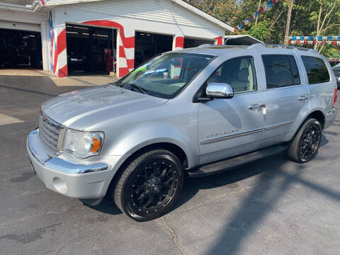 2007 Chrysler Aspen for sale at Hensley Auto Group in Middletown OH