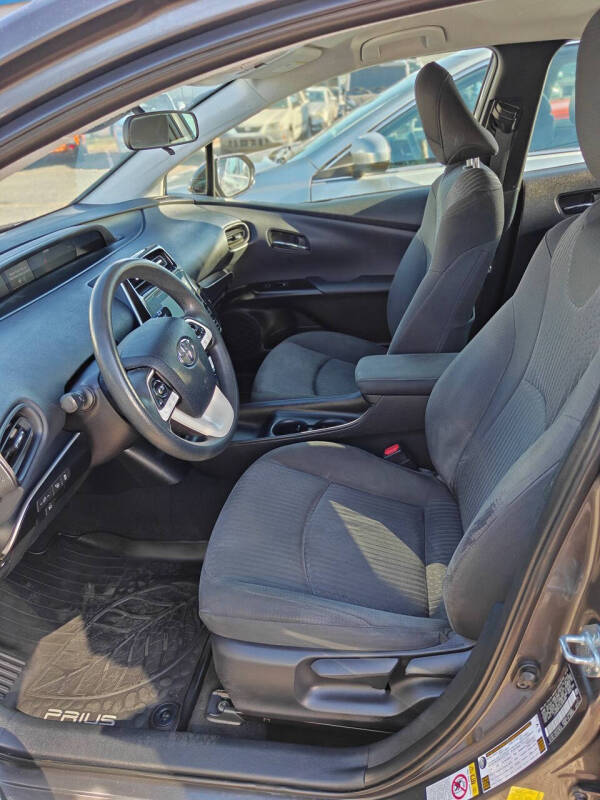 2018 Toyota Prius Two