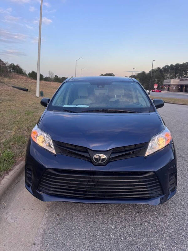 2019 Toyota Sienna L 7-Passenger