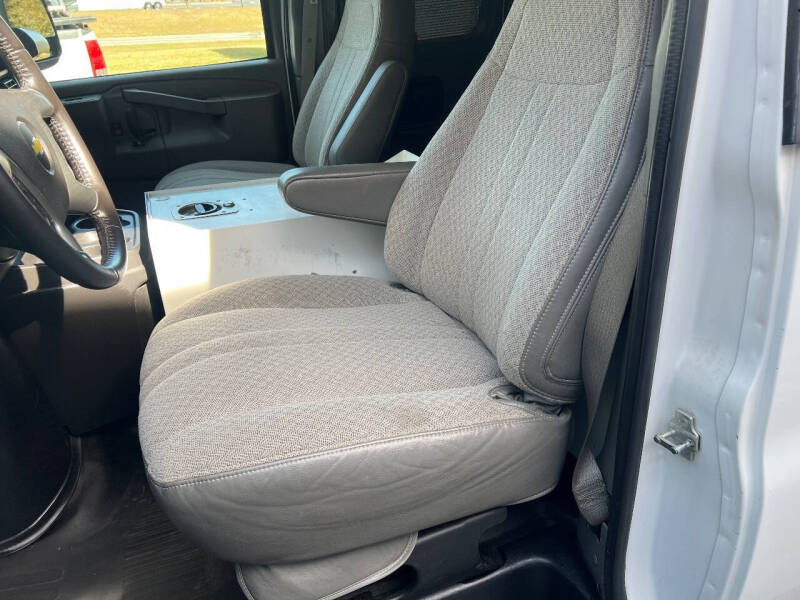 2016 Chevrolet Express LS 3500