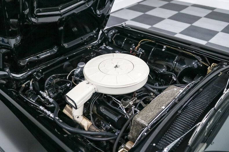 1960 Ford Thunderbird