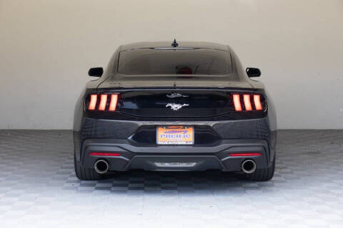 2024 Ford Mustang EcoBoost