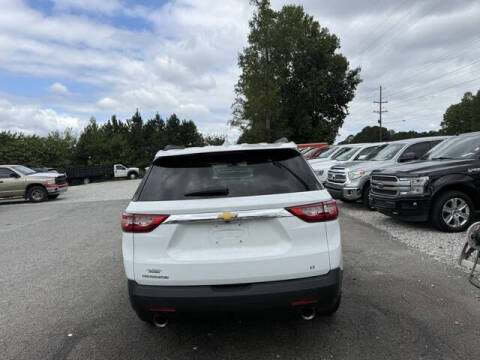 2021 Chevrolet Traverse LT Cloth