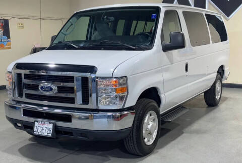 2014 Ford E-Series E-350 SD XLT